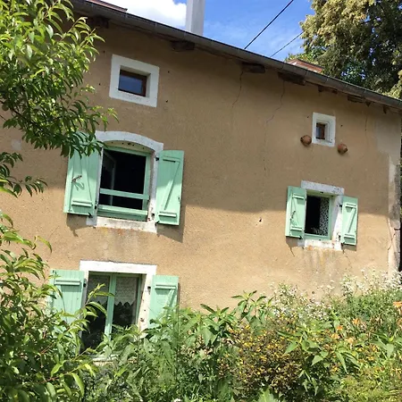 Сasa de vacaciones Maison De Charme En Pierres, Proche De La Nature, Idéale Pour Balades, Proche épinal - Fr-1-589-73 Girancourt