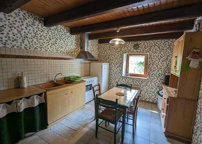 Semesterbostad Maison De Charme En Pierres, Proche De La Nature, Ideale Pour Balades, Proche Epinal - Fr-1-589-73 Girancourt